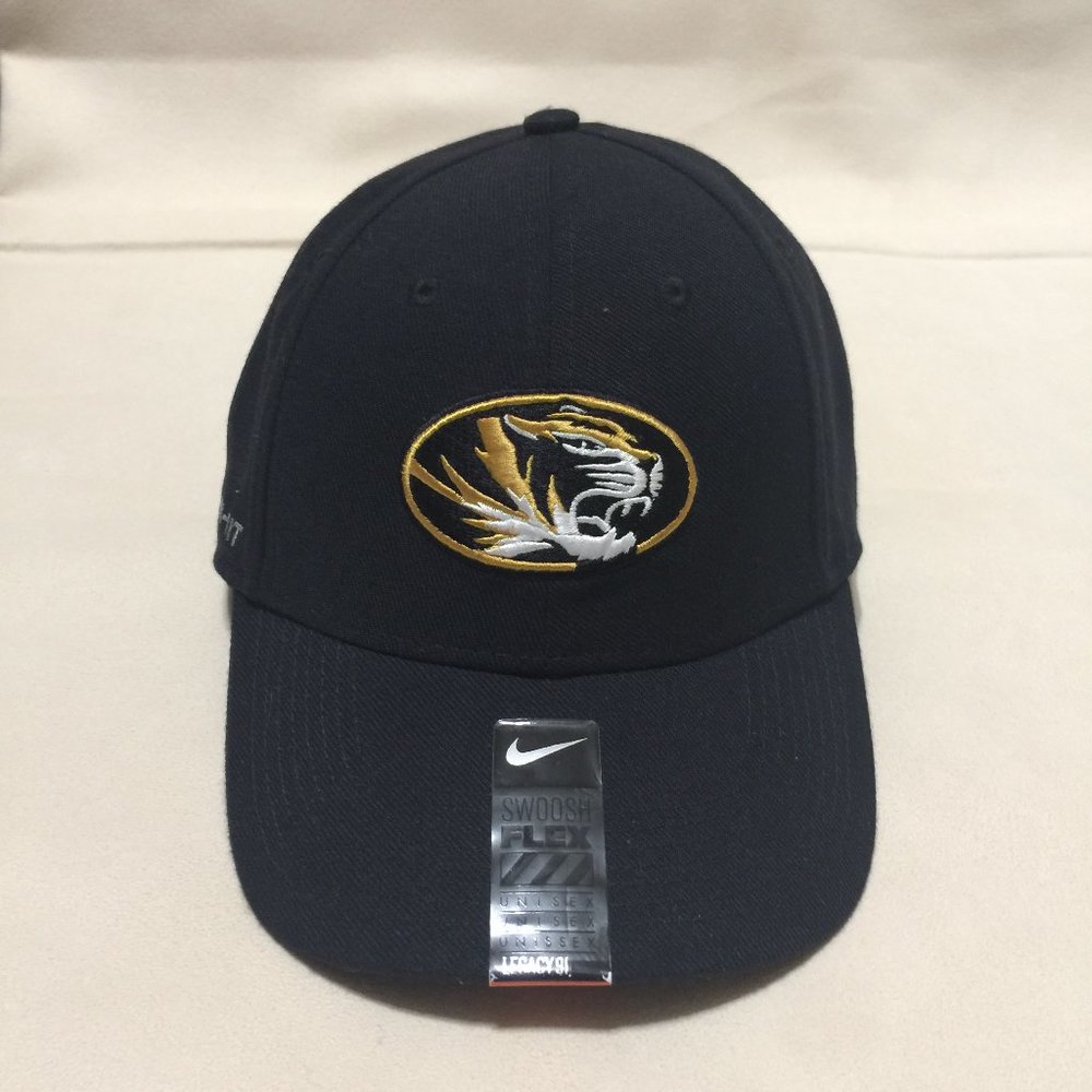 Missouri Tigers Nike Swoosh Flex Unisex Dri-Fit Fitted Cap